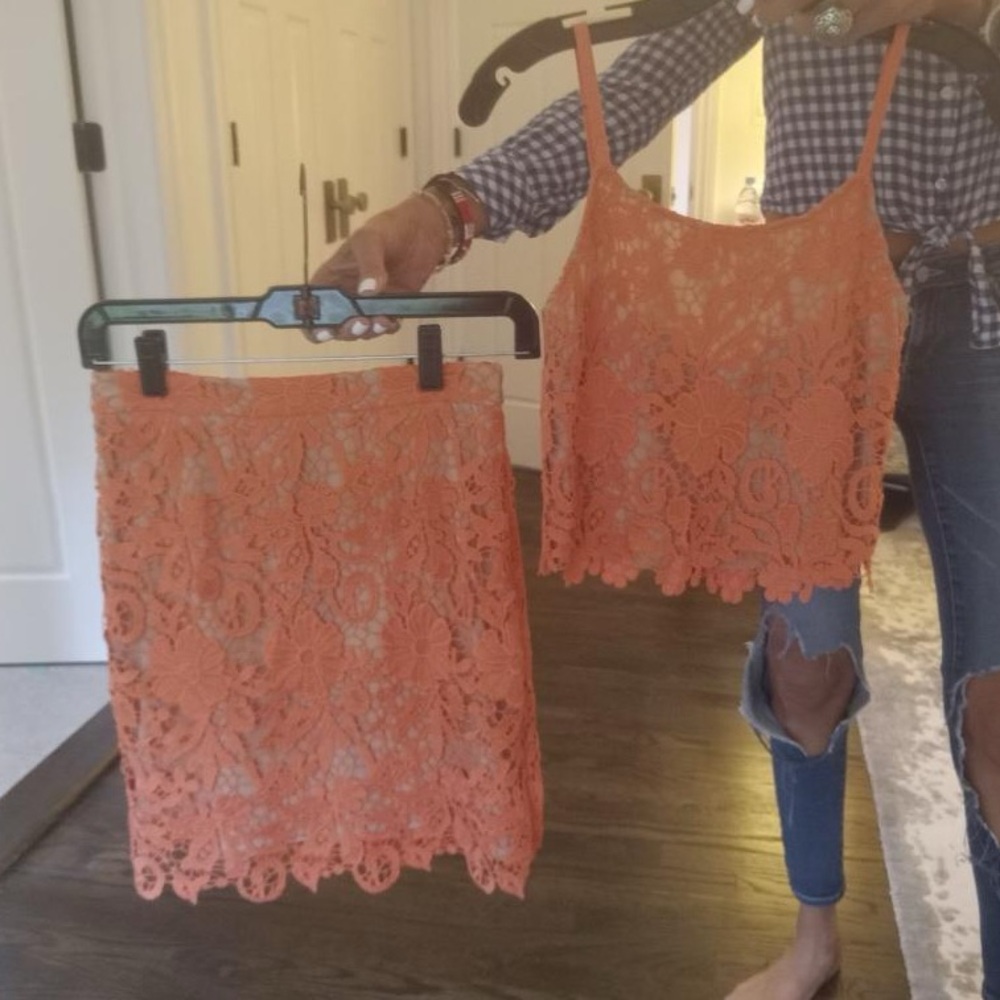 Alice and Olivia two piece lace tank and skirt